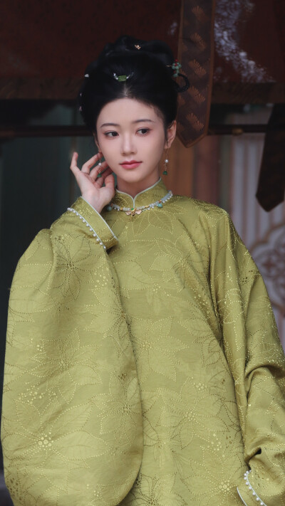 荣华令 张译兮