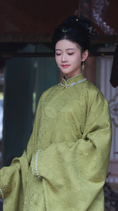 荣华令 张译兮