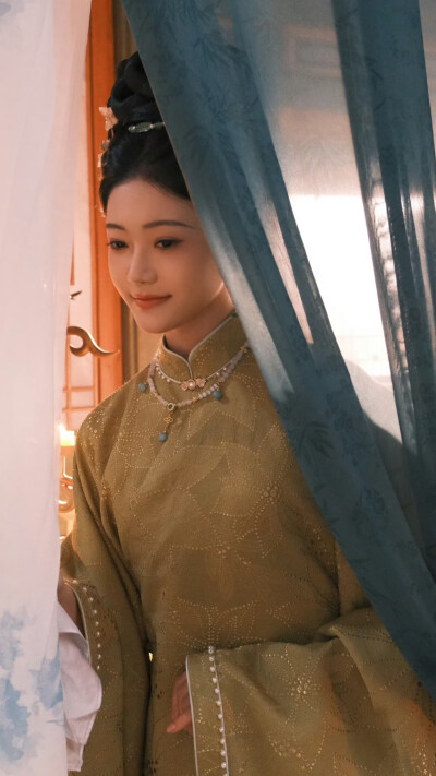 荣华令 张译兮