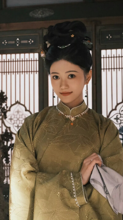 荣华令 张译兮