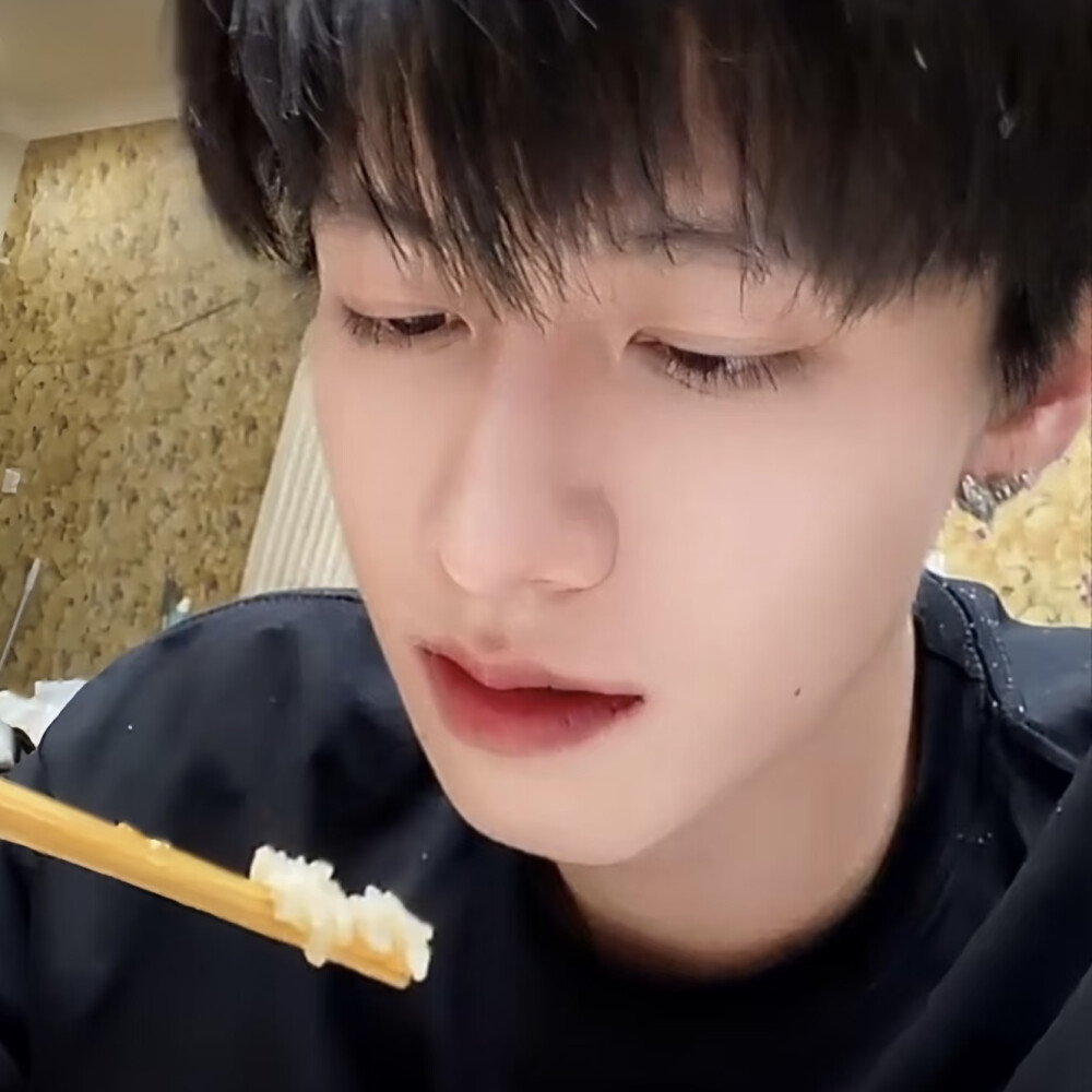 其实我呀已经换了牙齿