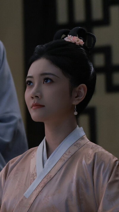 荣华令 张译兮