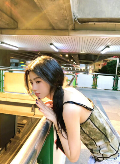 鞠婧祎