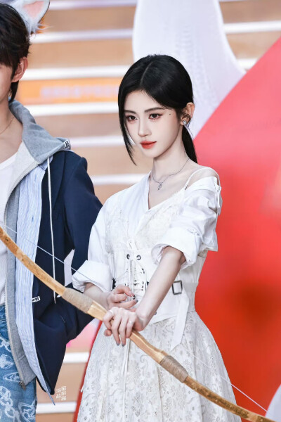 鞠婧祎