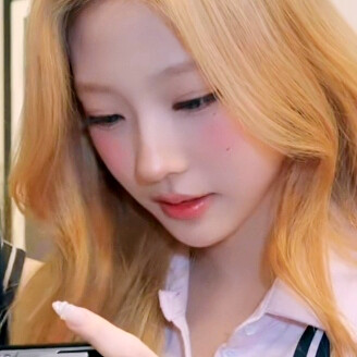 不知不觉我爱上了她
