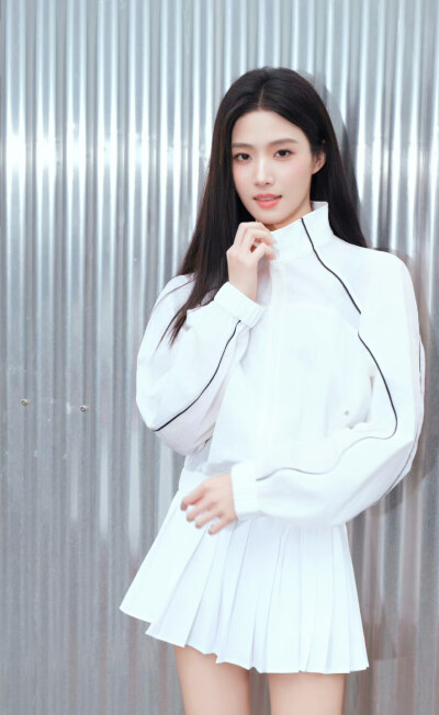 卢昱晓