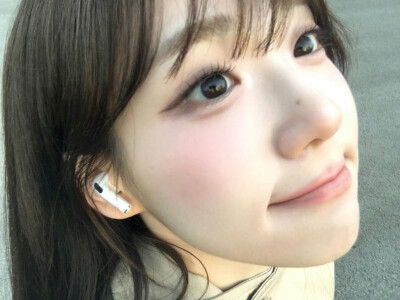 尹舒妍