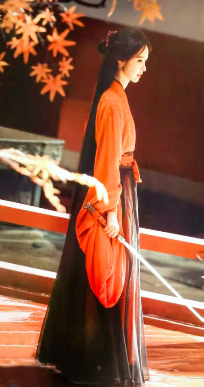 陈都灵