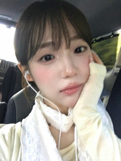 尹舒妍