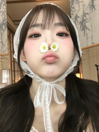 尹舒妍