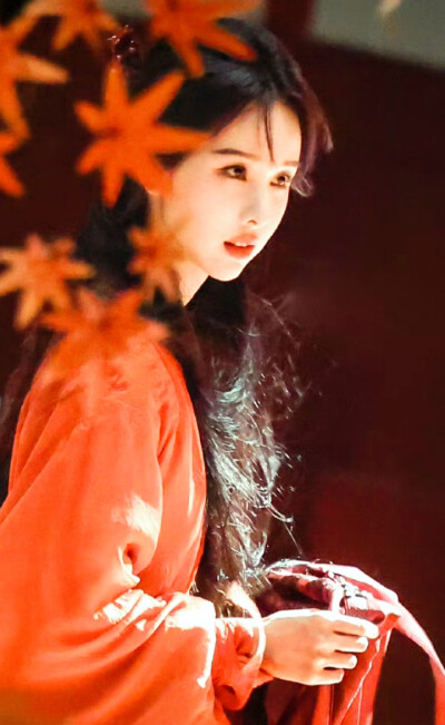 陈都灵