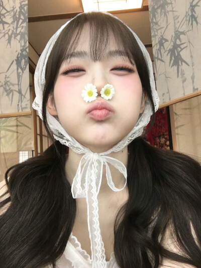 尹舒妍