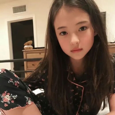 女头