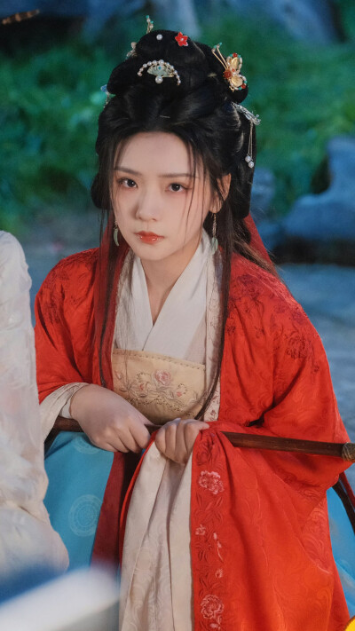 王云云
