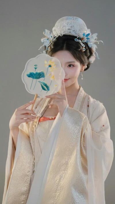 王云云