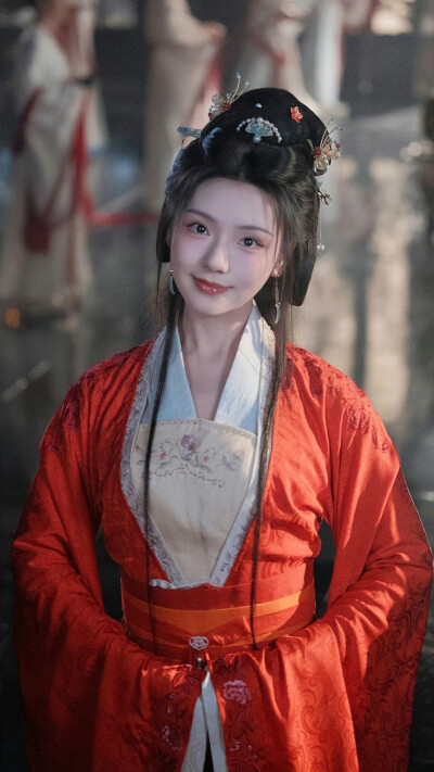 王云云
