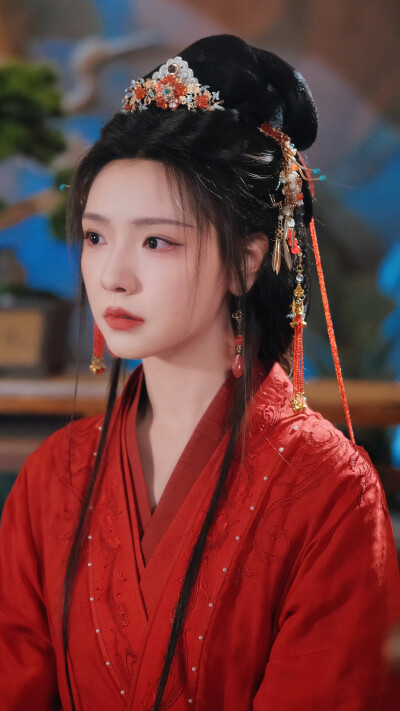 王云云