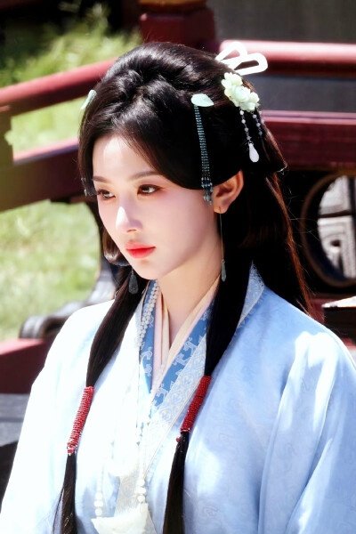 孔雪儿