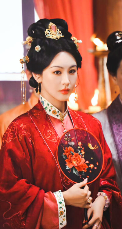 李菲儿