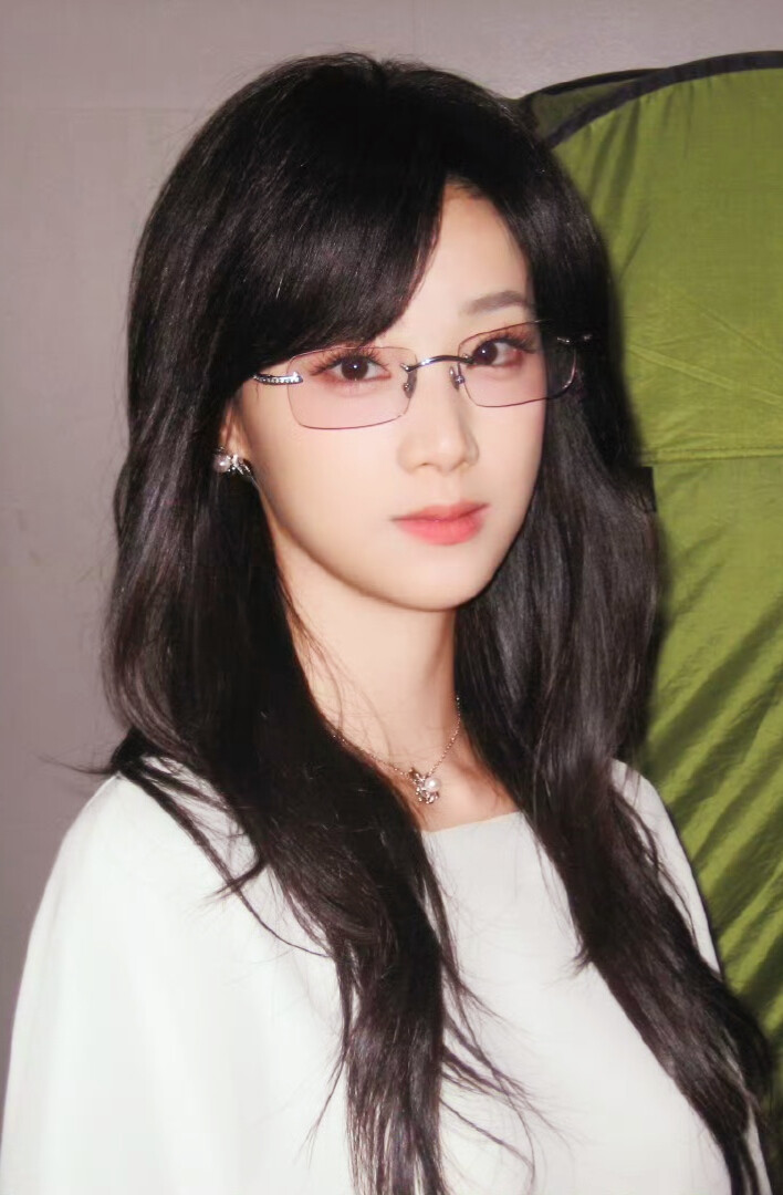 王小亿