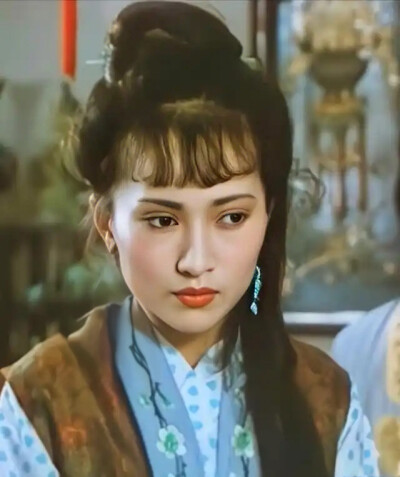 晴雯