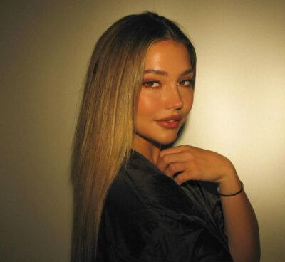 madelyn cline 