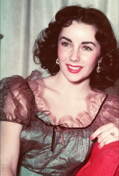 Elizabeth Taylor ​​​