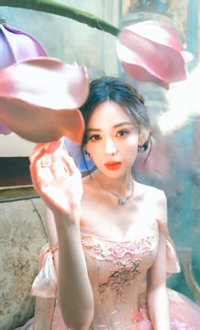 娜扎