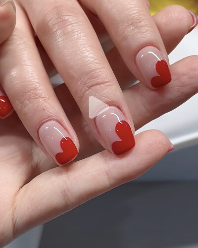 nails
