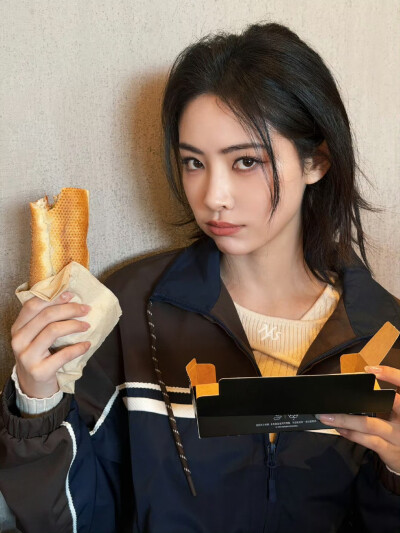 许佳琪