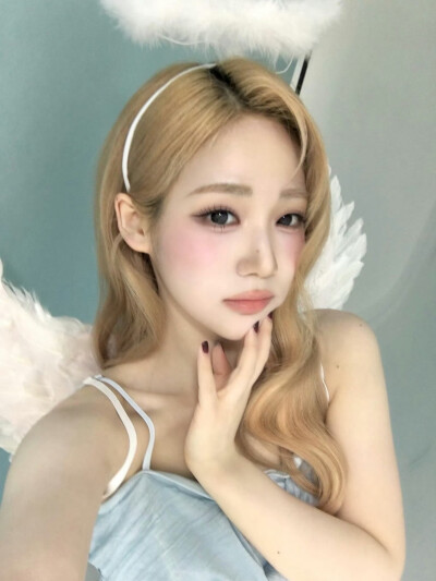 尹舒妍