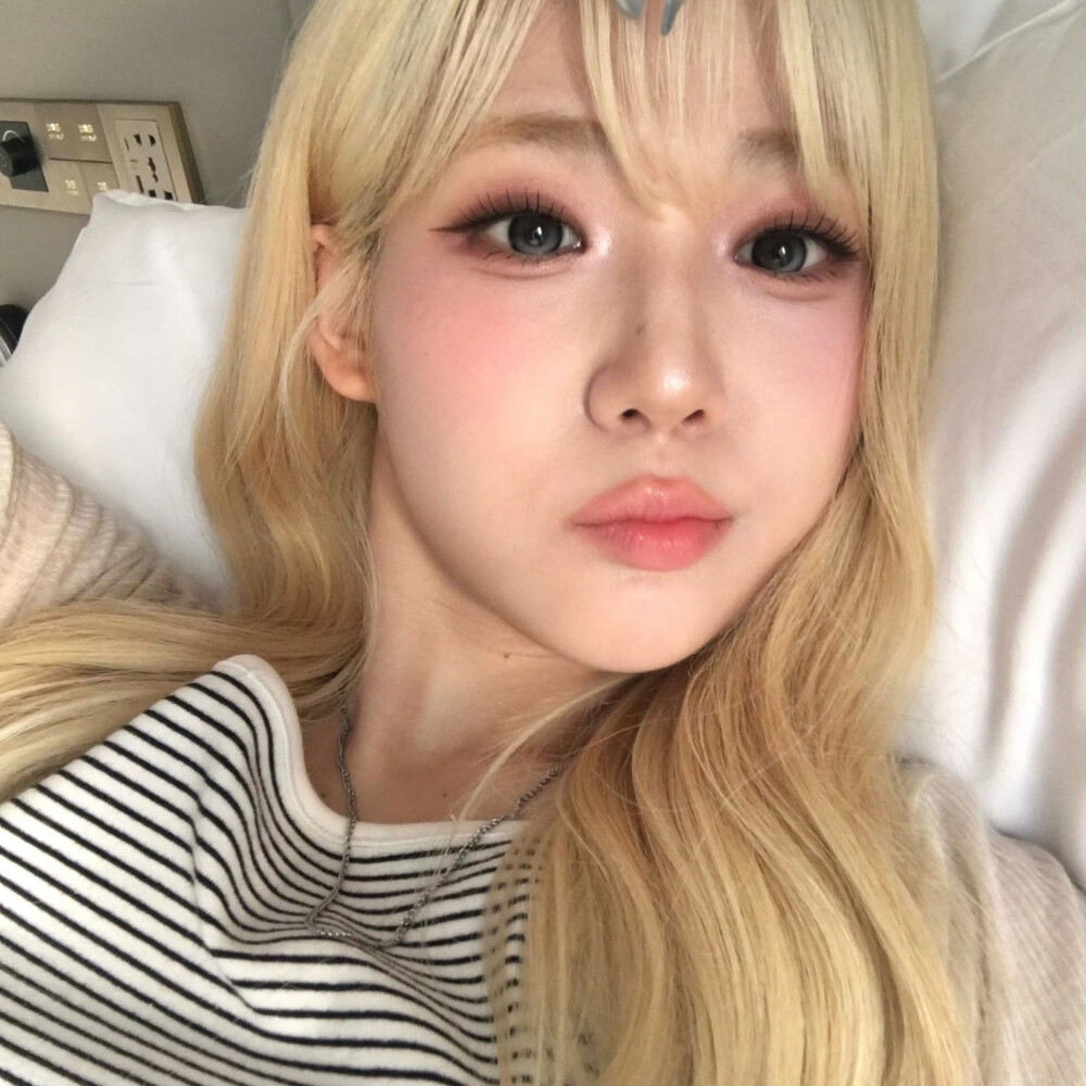 尹舒妍