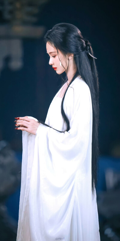 陈都灵