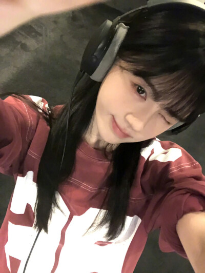 鞠婧祎