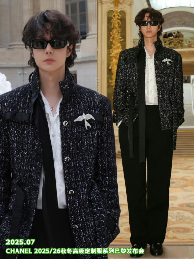 王一博香奈儿全行程时光总结
2023-2026横跨全球8城，10+场大秀与活动
从高级成衣到高级定制，从秀场看秀到品牌活动
每一次亮相都精准诠释香奈儿风格，每一套造型都成为
时尚名场面用实力书写内娱时尚天花板，用真诚…