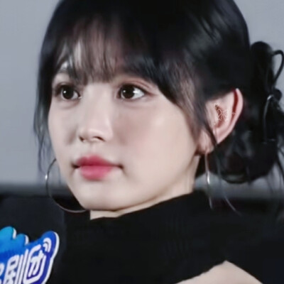 全世界在你身后