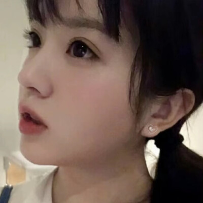 珍藏了一只仓鼠的小舱舱
