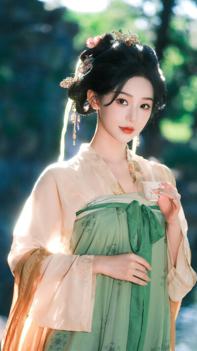 胡亦瑶