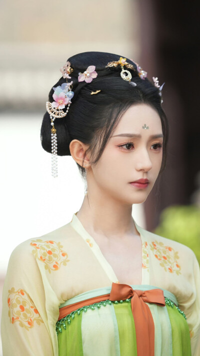 胡亦瑶