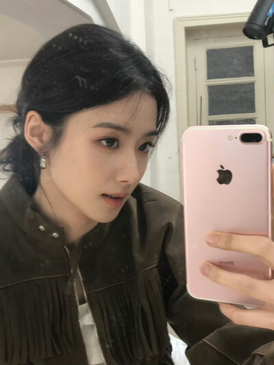 卢昱晓