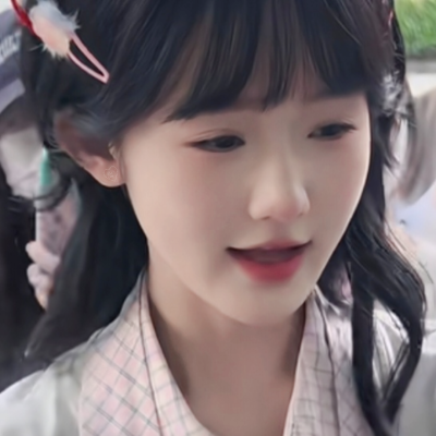 妹妹你知不知道你这么可耐是会被我拍下来的
