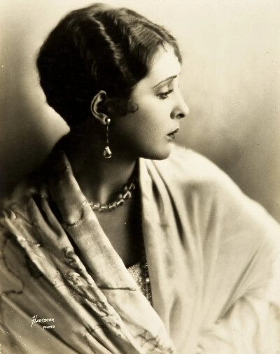 Billie Dove