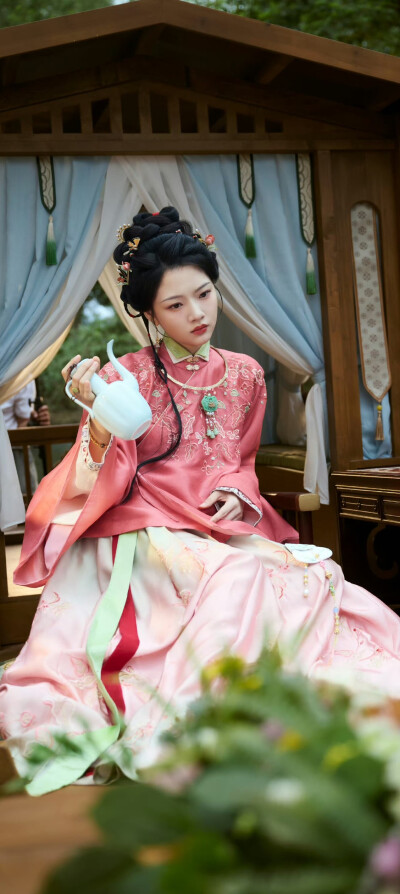 任敏《良陈美锦》顾锦朝