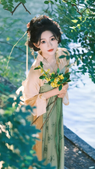 胡亦瑶
