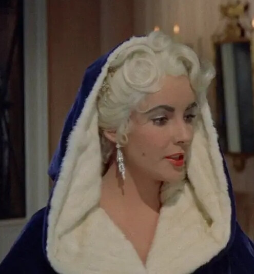 Elizabeth Taylor ​​​