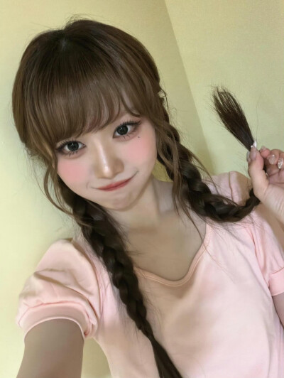 madein serina齐藤芹菜