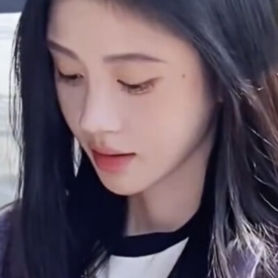 鞠婧祎