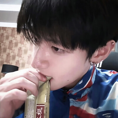 朱志鑫