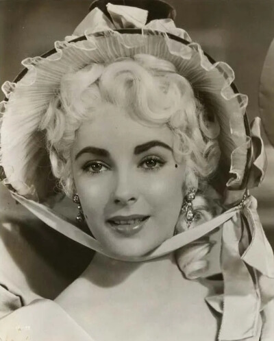 Elizabeth Taylor ​​​