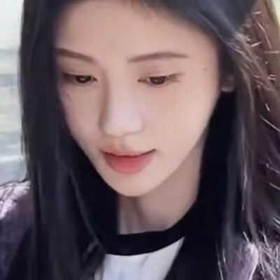 鞠婧祎
